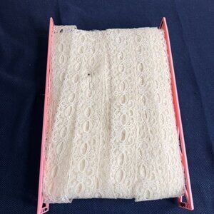 Vintage Off White Lace Trim 1.5 Inch Wide ~ New WITHOUT Tags
